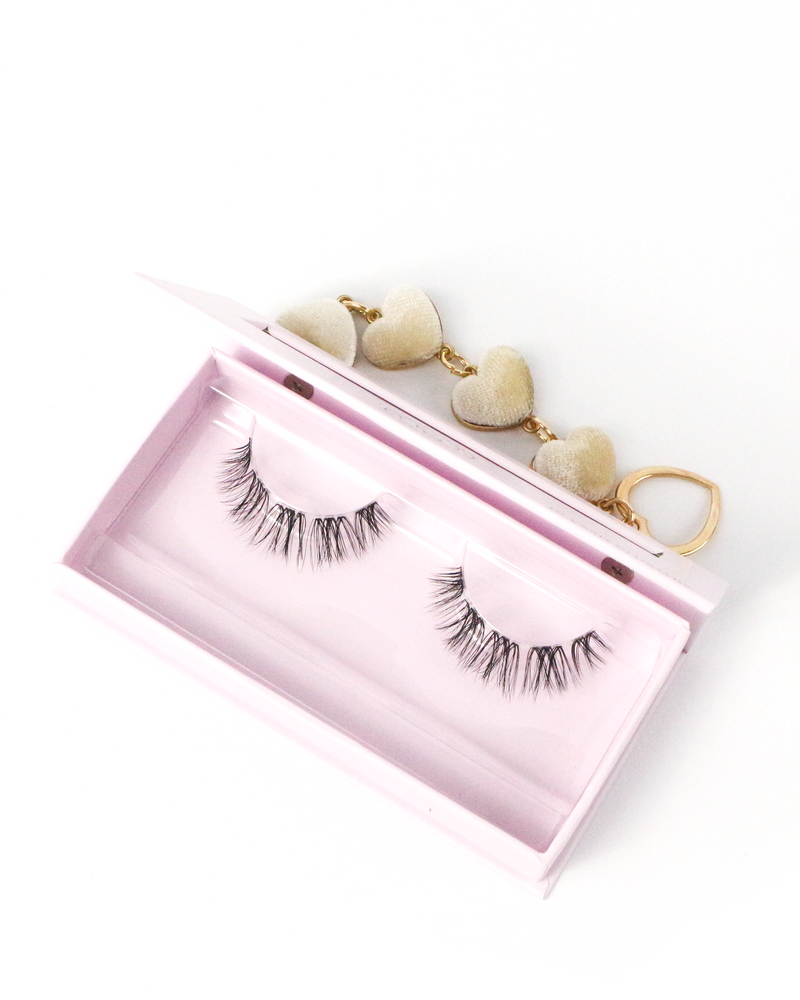 DAISY LASHES